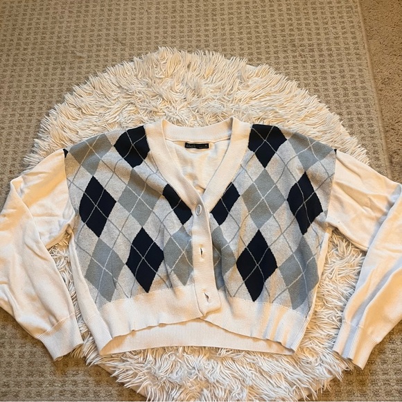 Nikkak sweater set size xl - Picture 2 of 4